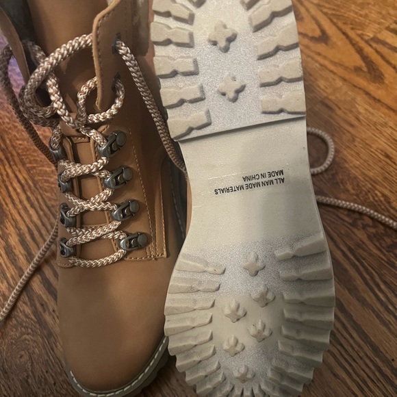 DV by Dolce Vita Russit boots size 7 - Picture 2 of 5